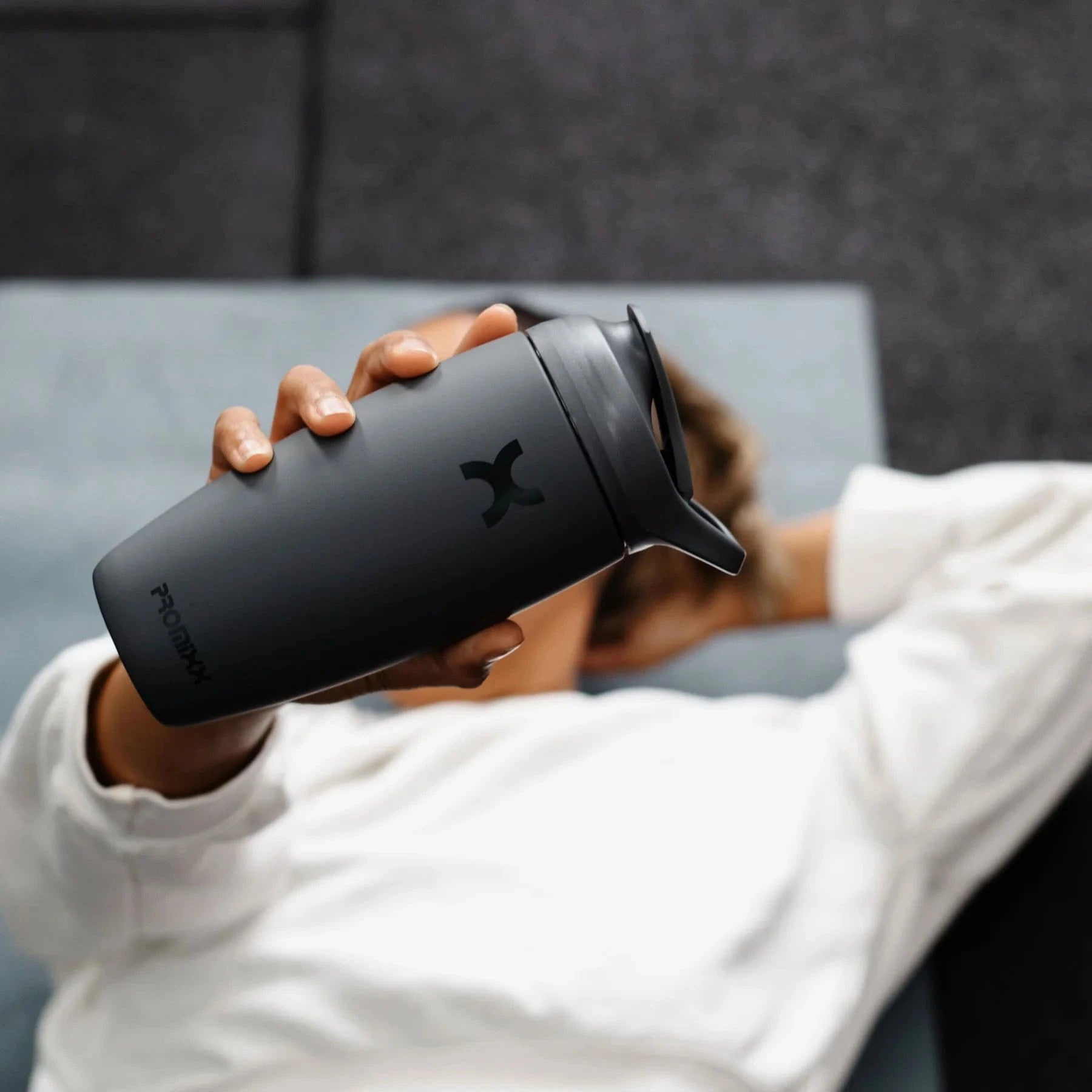 PROMiXX PURSUIT Insulated 550ml Stainless Steel Shaker